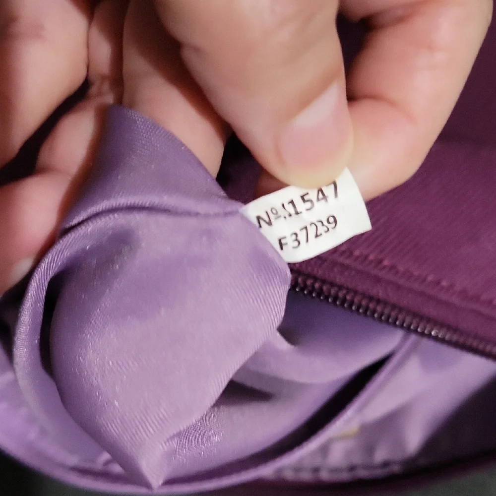 Vintage Coach Purple Crossbody Bag with Gold Hardware and Adjustable Straps - Picture 9 of 16